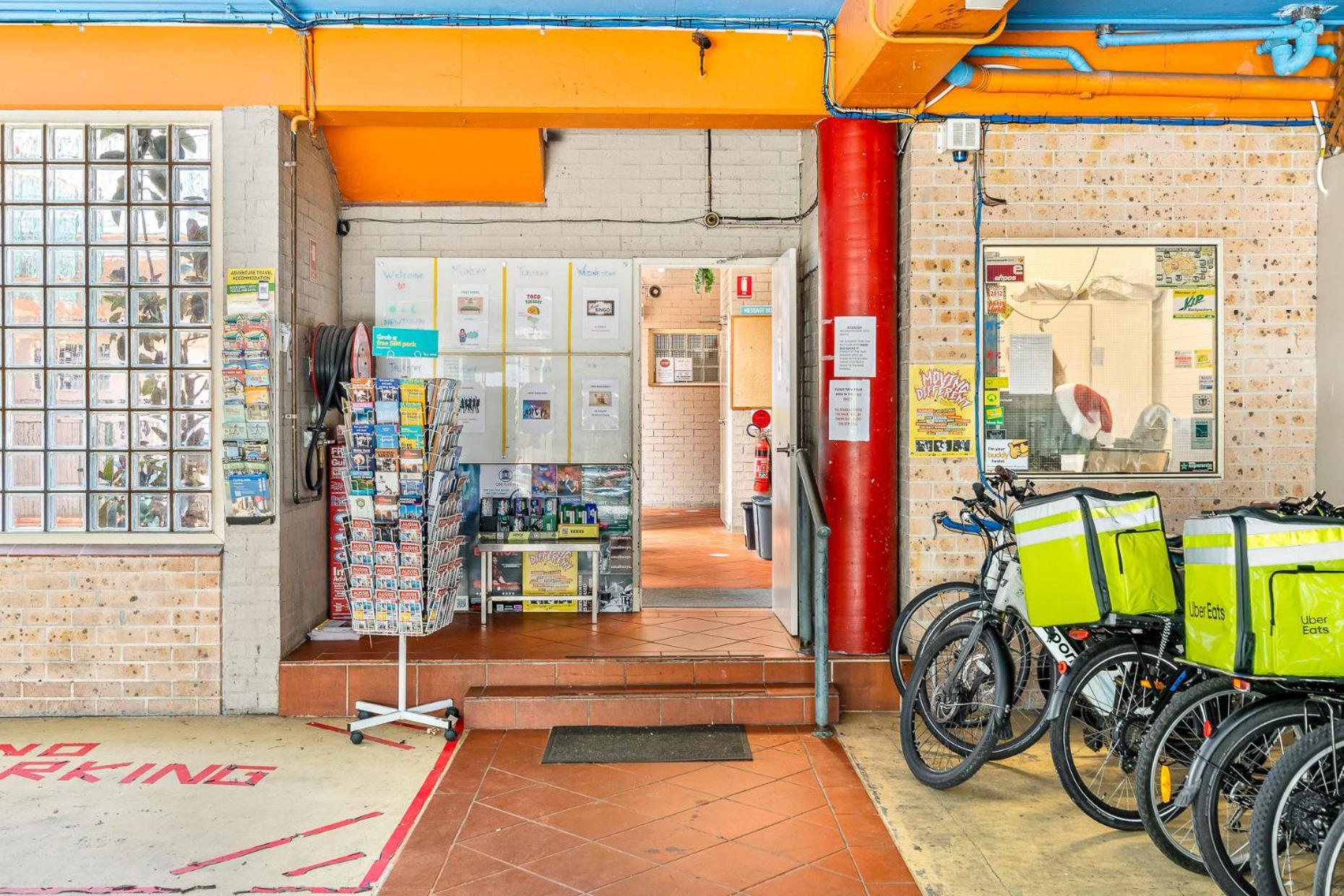 ซัมเมอร์ เฮาส์ แบ็กแพกเกอร์ นิวทาวน์ Hostel ซิดนีย์ ภายนอก รูปภาพ